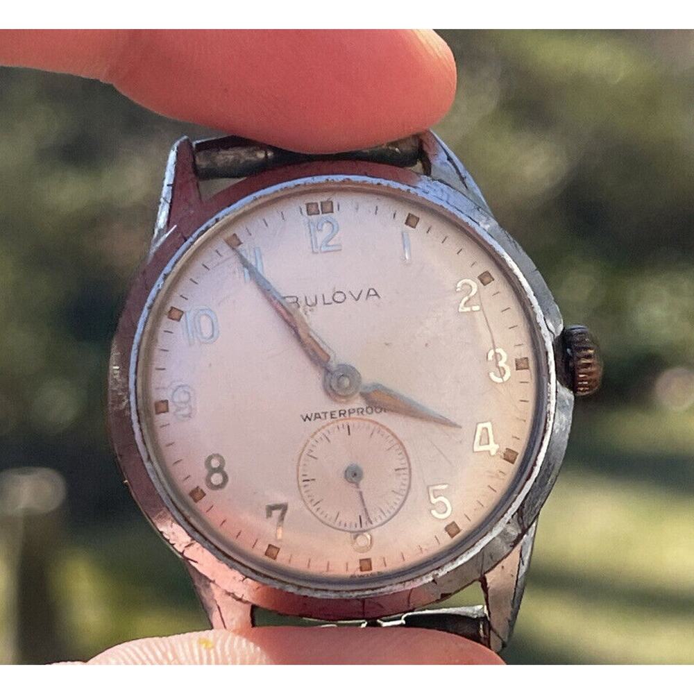 Vintage 1960s Bulova Watch Manual Wind Mechanical Shock Anti Magnetic Running - Picture 3 of 10